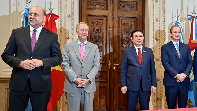 El peronismo núcleo evita exponerse ante la crisis económica.