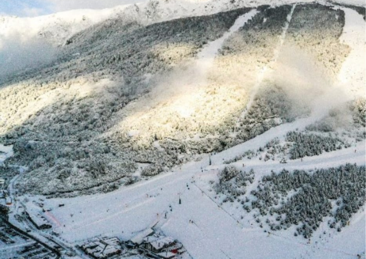Imagen del Cerro Catedral de Bariloche que ilustra el Plan Director de Desarrollo Urbano Ambiental del Cerro Catedral.