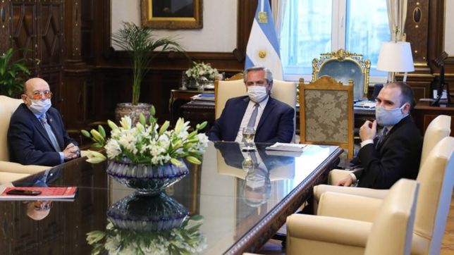 el circulo rojo reparte culpas y ve una devaluacion inevitable