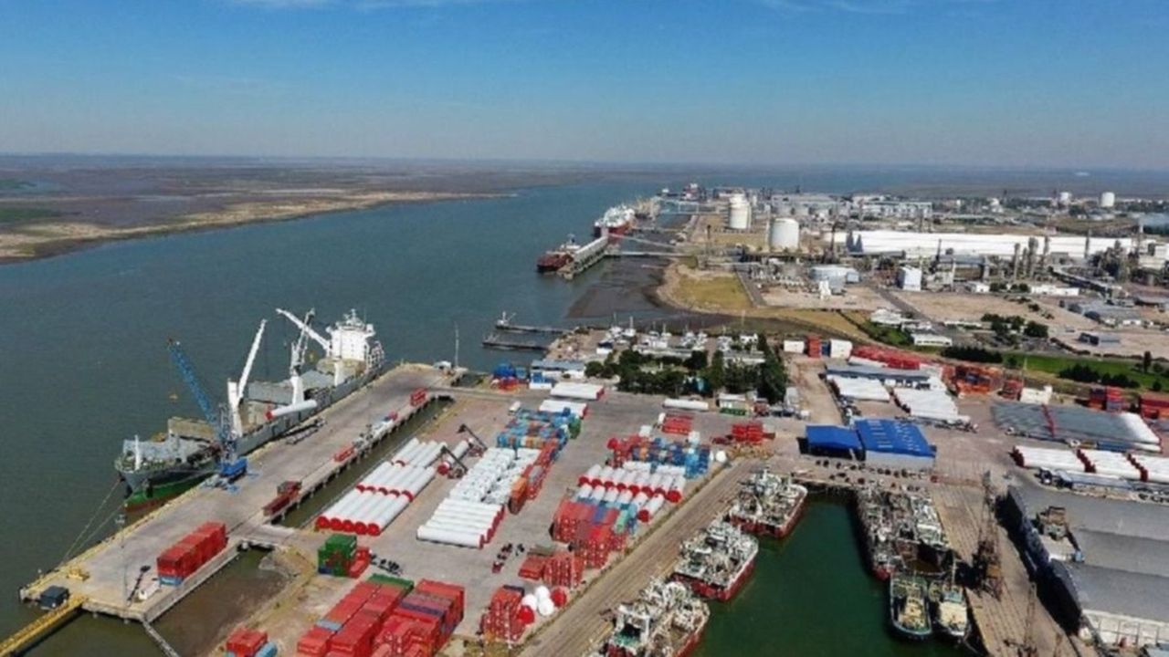 Puertos: consorcios e intereses detrás de un meganegocio bajo lupa de Kicillof