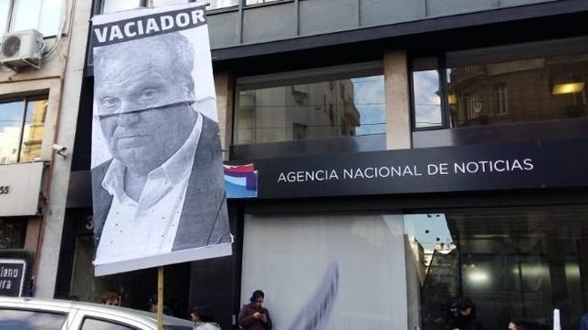 lombardi ejecuta la ola de despidos en telam y recrudece el conflicto