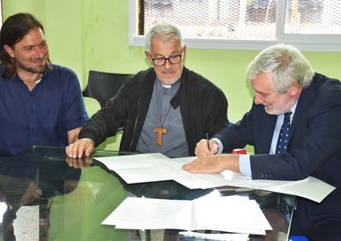 La Iglesia firma convenio con el Ministerio Público Fiscal bonaerense