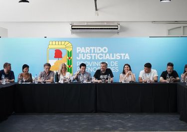 El PJ bonaerense puso la fecha: el 15 de marzo habrá elecciones para elegir al sucesor de Kirchner