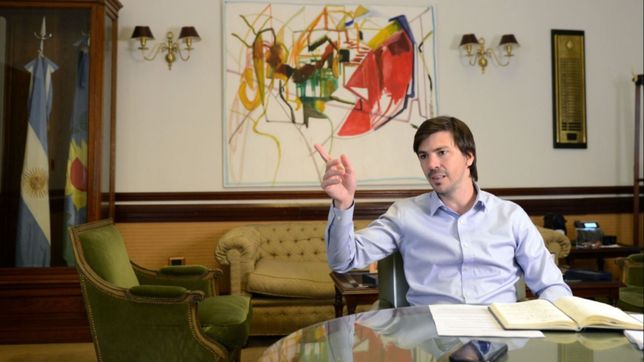 thea: ?el gobernador va a revisar cada uno de los pliegos?