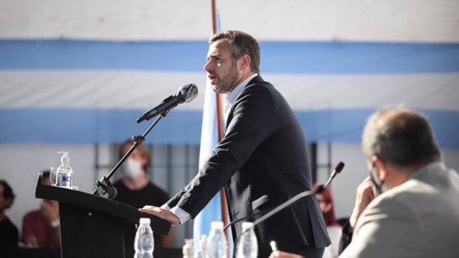 achaval agradecio a parte de la oposicion y cuestiono a los ?odiadores seriales?