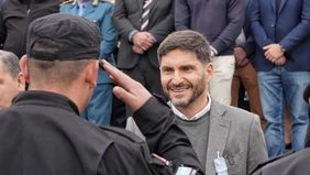 Santa Fe: Maximiliano Pullaro sufre un conflicto en el corazón de su principal bandera de gobierno