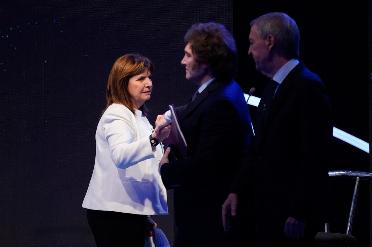 Milei, Bullrich y Schiaretti, referencias cruzadas que juegan en la ocupación de las dependencias nacionales en Córdoba.&nbsp;