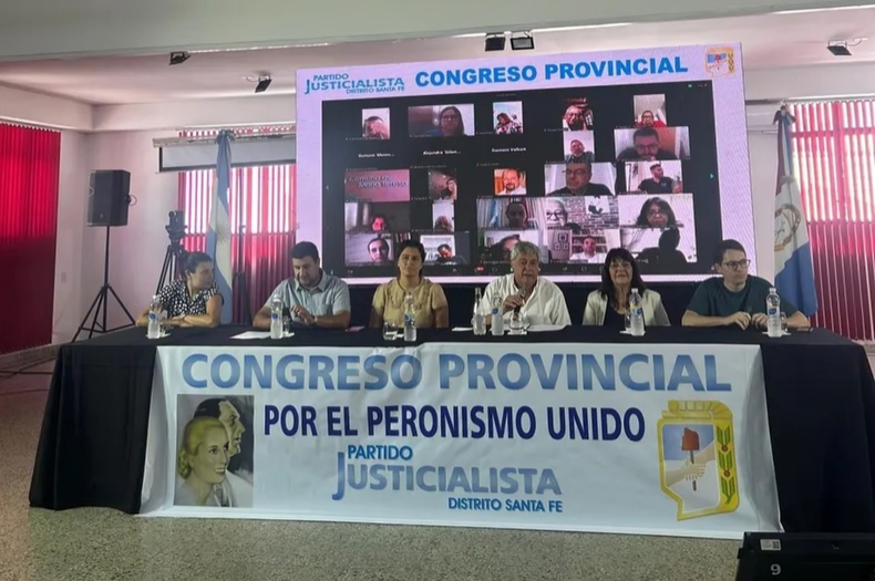El último Congreso del peronismo de Santa Fe se hizo en diciembre del 2024.