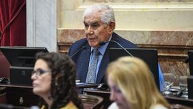 Senador petrolero busca derogar el DNU de Macri contra indemnizaciones