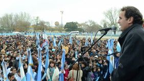 Día de la Bandera en los municipios