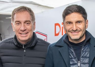 El Jefe de Gabinete, Diego Santilli, junto al gobernador de Santa Fe, Maximiliano Pullaro.