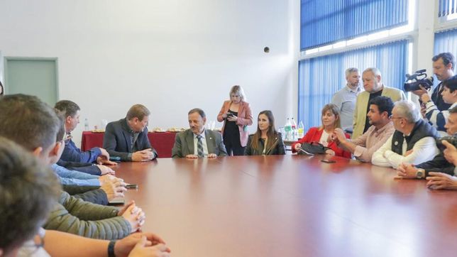 Ricardo Quintela visitó Santa Fe hace dos semanas y así lo recibieron en la sede del PJ.