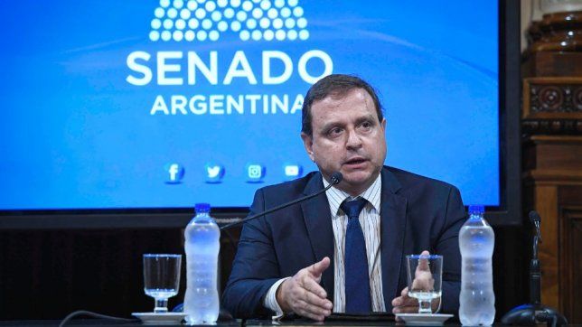 Guillermo Snopek, senador por Jujuy Guillermo Snopek, senador por Jujuy