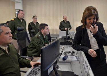 El paro calentó el chat de Bullrich con los súper: delivery de gendarmes