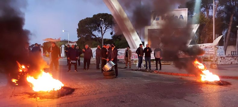 Protesta en la sede de FADEA, en la ciudad de C&oacute;rdoba