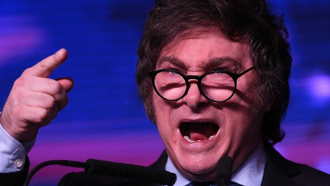 milei se extravia en un laberinto de furia