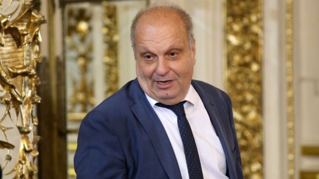 lombardi dijo que el ajuste tambien motivo despidos en telam