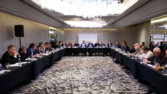 La mesa nacional de Juntos por el Cambio y un encuentro en el que predominó el factor anti Milei.