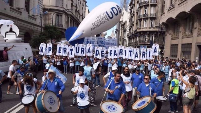 por la inflacion, los salarios perderian mas de 15 puntos en dos anos