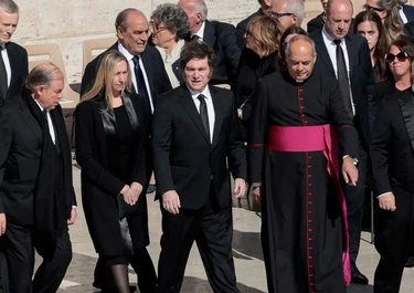 Javier Milei viajará al Vaticano para reunirse con el papa León XIV