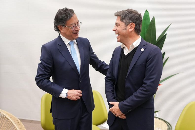 Gustavo Petro se reunió a mediados de abril con Axel Kicillof, a quien presentó como el el hombre llamado a sacar a la Argentina de su "colapso" actual.