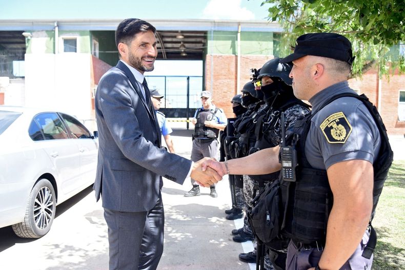 Foco en seguridad. Pullaro recorrió los pabellones de presos de alto perfil en la Unidad Penitenciaria N°11 de Piñero.&nbsp;