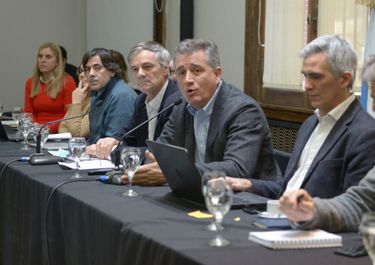 Mercosur-UE: Etchevehere se juega y promete “U$S100 mil millones extra”