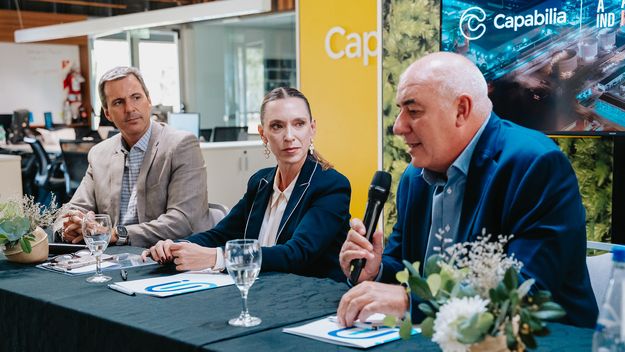 Luis Macario presentó la Academia de la Industria en Córdoba