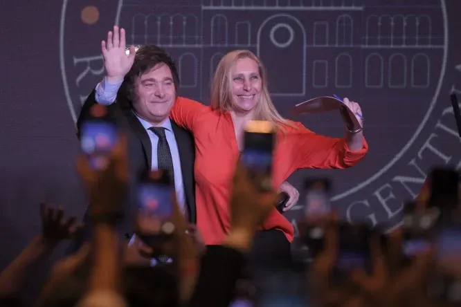 Javier y Karina Milei