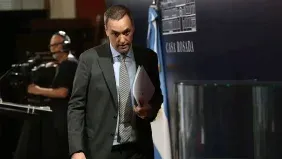 Manuel Adorni, necesita que Javier Milei evite su interpelación. Manuel Adorni, necesita que Javier Milei evite su interpelación.