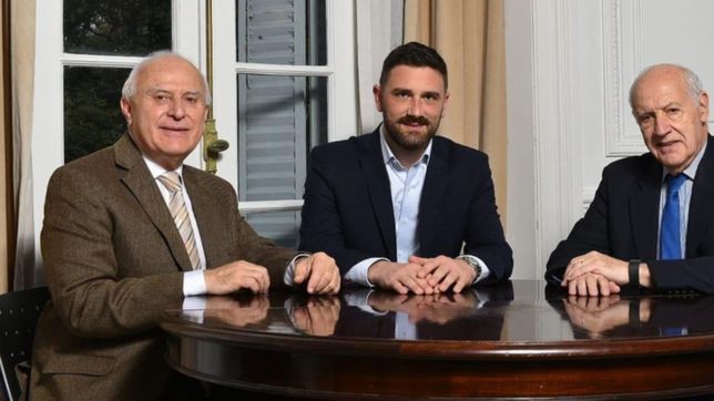 lifschitz llamo ?socialista discolo? al diputado que no votara a lavagna