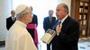 El papa León XIV dialoga con el canciller argentino Gerardo Werthein
