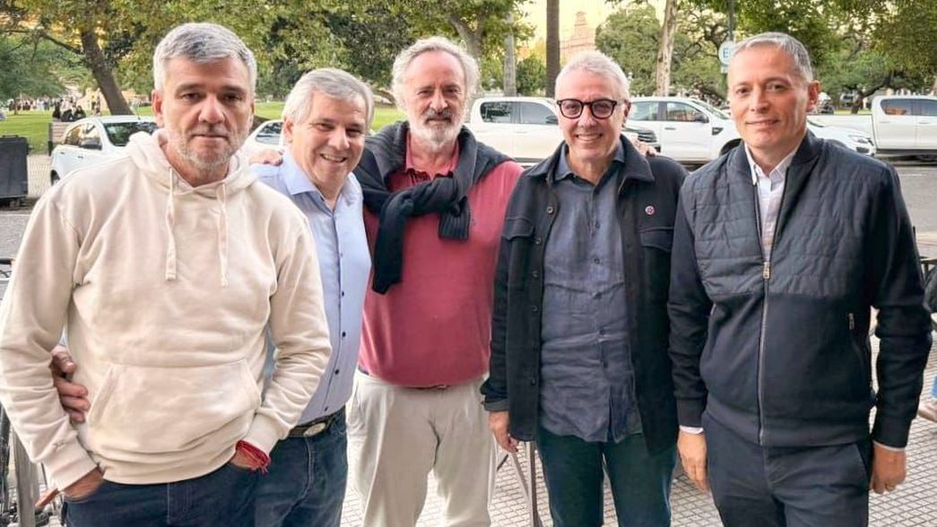 Peronismo tercera vía: Zabaleta, Britos, Gray, De La Torre y Zamora