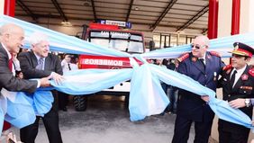 Andreotti inauguró el cuartel de bomberos más grande del país