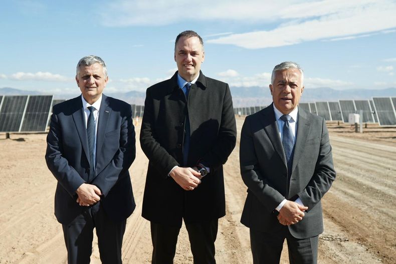 Horacio Mar&iacute;n, Manuel Adorni y Alfredo Cornejo, en Mendoza.