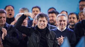 Axel Kicillof, en su noche más soñada, una pesadilla para Javier Milei. Axel Kicillof, en su noche más soñada, una pesadilla para Javier Milei.