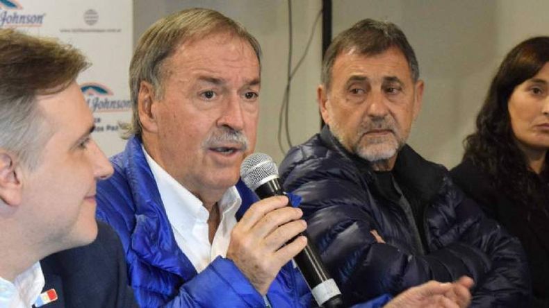 Épocas de amistad entre Martín Llaryora y Juan Schiaretti, con Carlos Caserio.