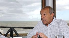 El intendente de Mar Chiquita arremetió contra los docentes por los paros
