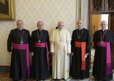 Los apóstoles del papa para alumbrar el pacto social albertista