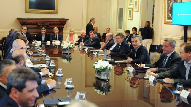 el tarifazo en el transporte, parte del acuerdo de macri con los gobernadores