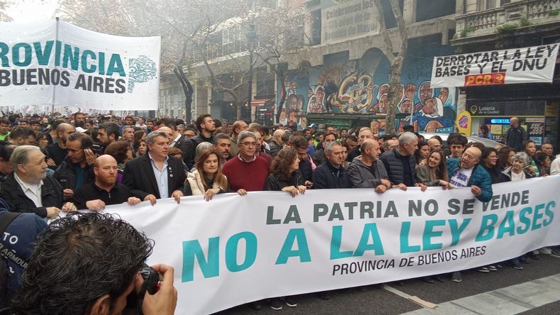 Columna de la provincia de Buenos Aires