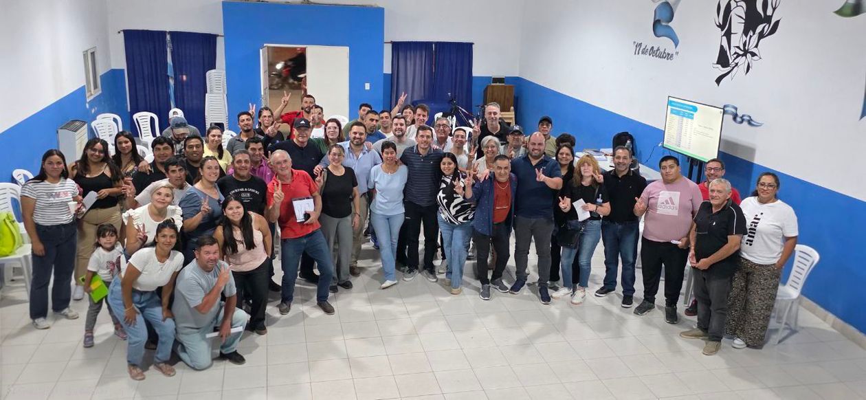 Primera reunión del peronismo para hablar de regalías y coparticipación en Río Negro.