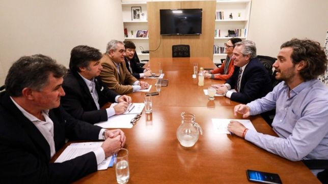 chicana de fernandez: ?macri debe estar contando los dias? para el 27-o