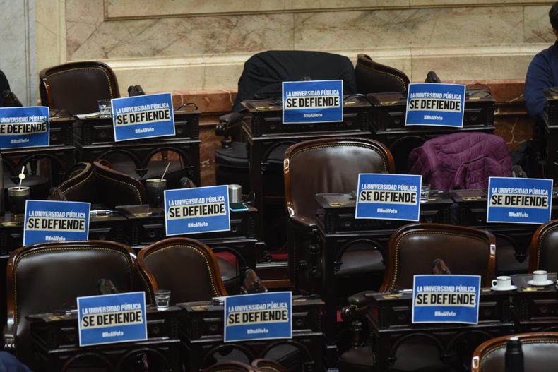 Diputados - Sesión veto a universidades