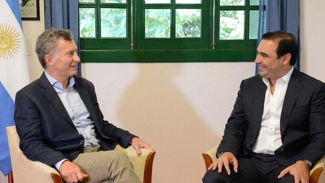 el socialismo correntino se corre de la linea nacional y juega con macri