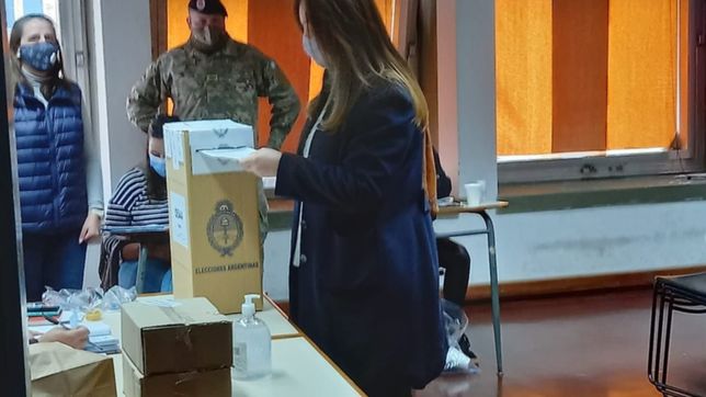 vidal, con ironia para macri y a la espera del fin del fuego amigo