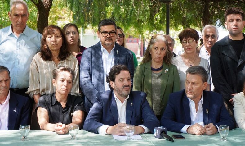 La lista de unidad se arm&oacute; con participaci&oacute;n de todos los sectores y un claro perfil anti-ajuste: hubo consenso para el Rectorado y para las siete facultades.