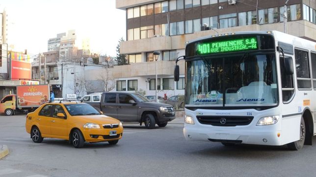 neuquen: el mpn freno aumento gatillo de colectivos