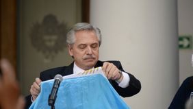 Fractura expuesta: La Cámpora le vació un acto al Presidente en La Plata