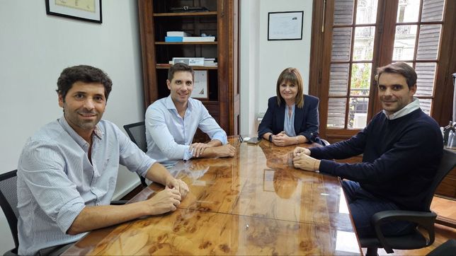 bullrich suma a passaglia a su campana nacional